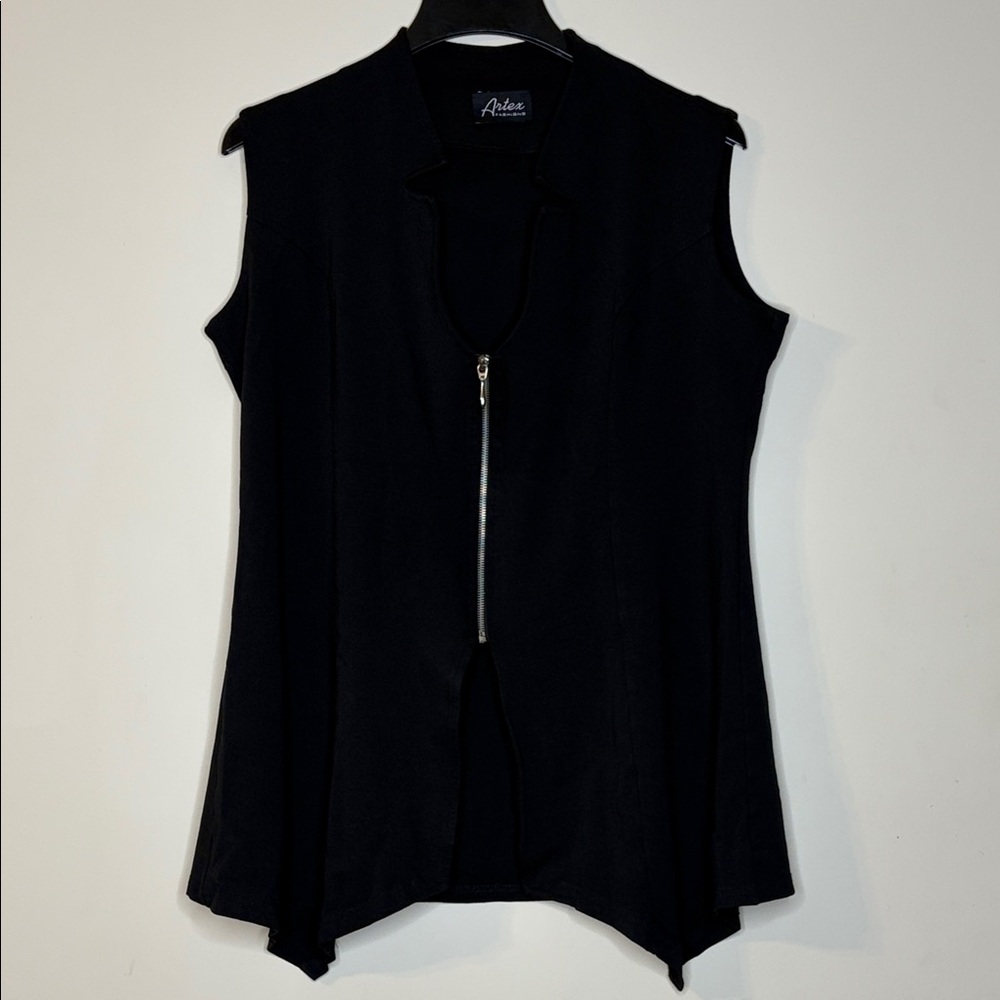 Artex Fashions Black Zip-Front Blouse